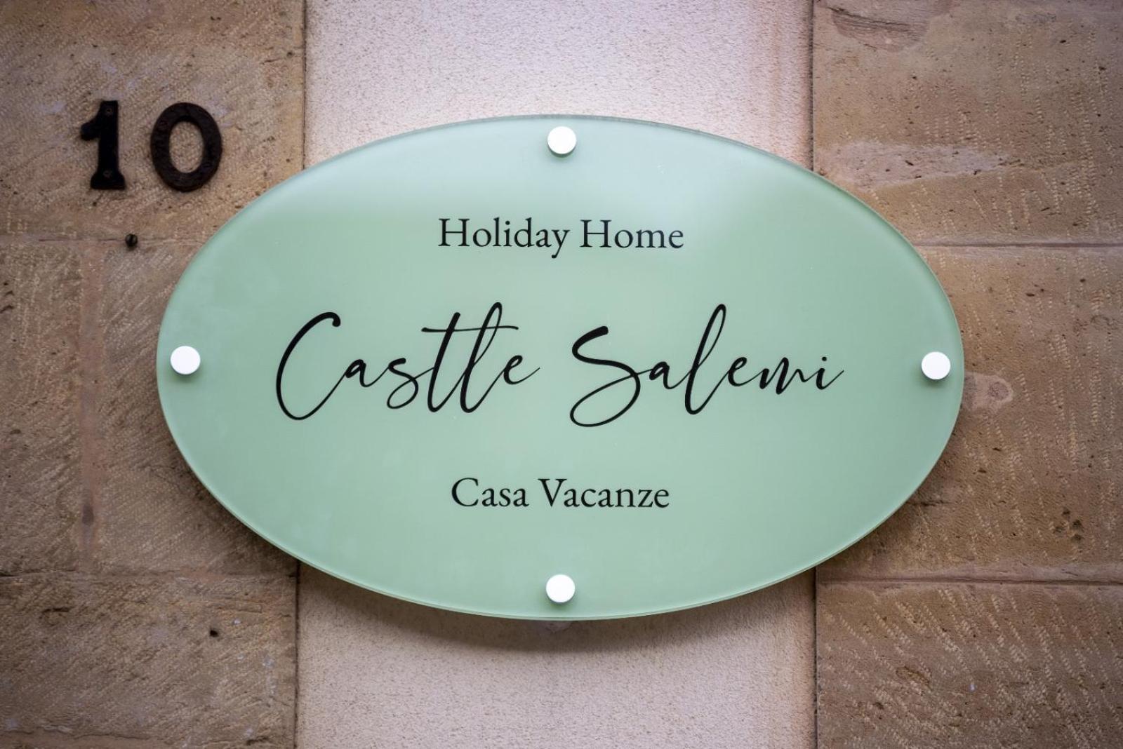 Holiday Home Castle Salemi - Casa Vacanze Luaran gambar